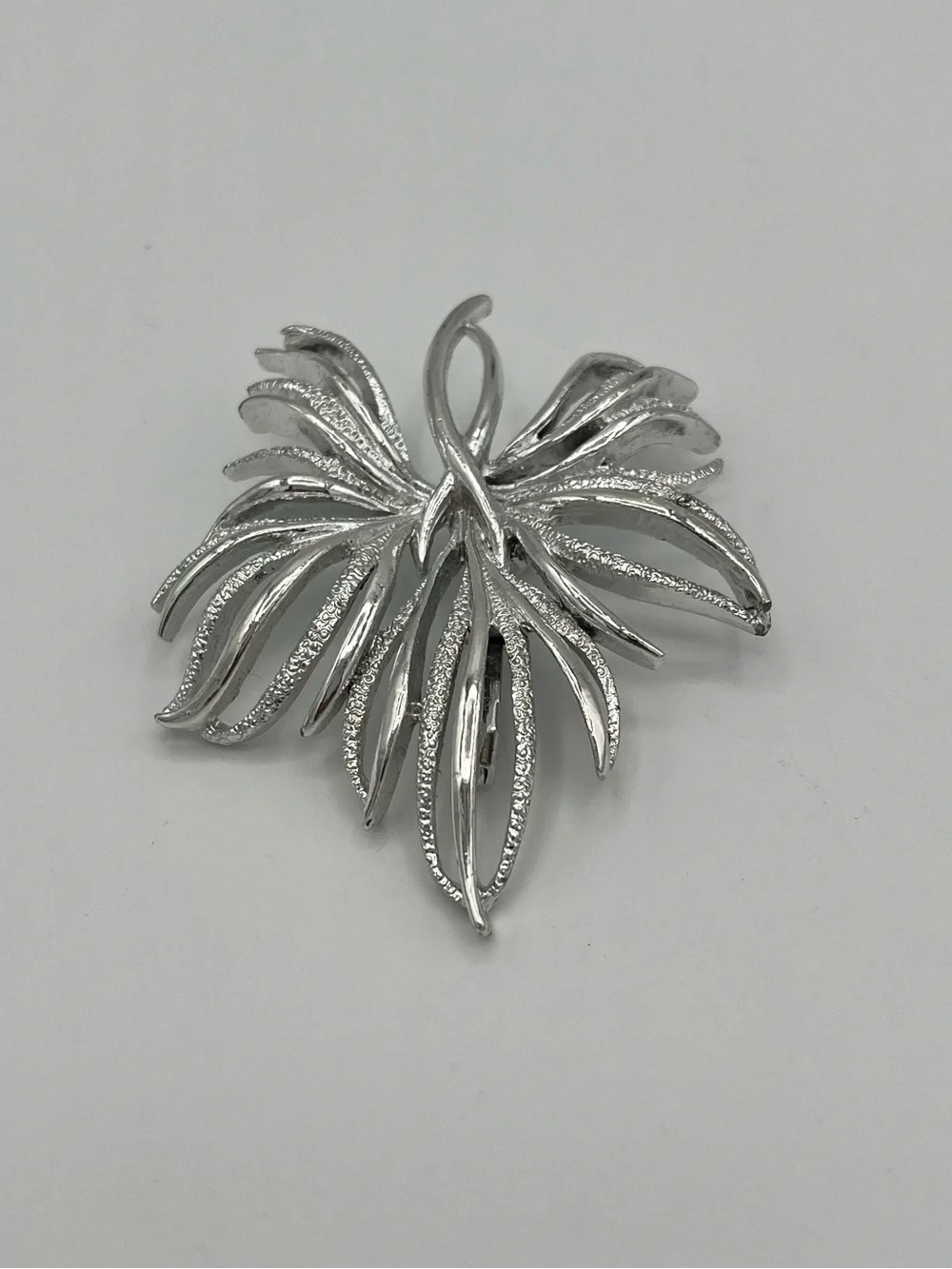 Vintage Textured Silver Openwork Spray Leaf Brooch Pin